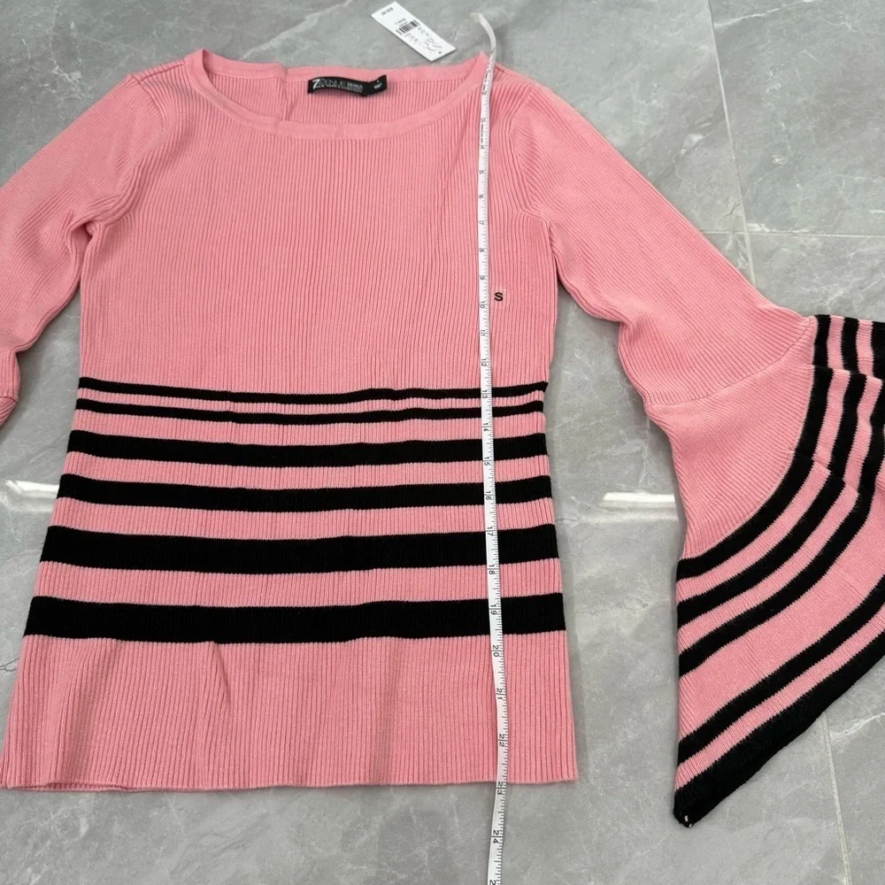 Women’s 7th Avenue Design Studio New York & Company Bell Sleeve Sweater Small